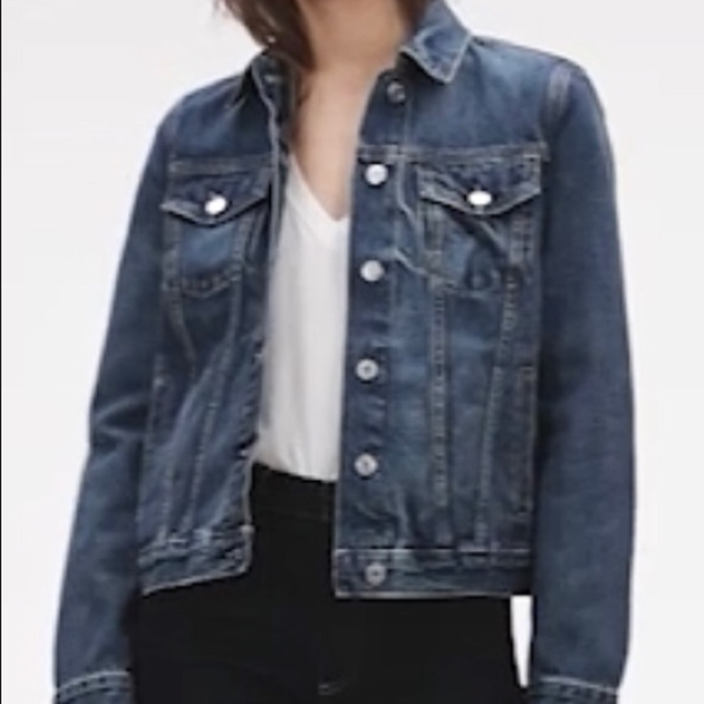 Gap jacket